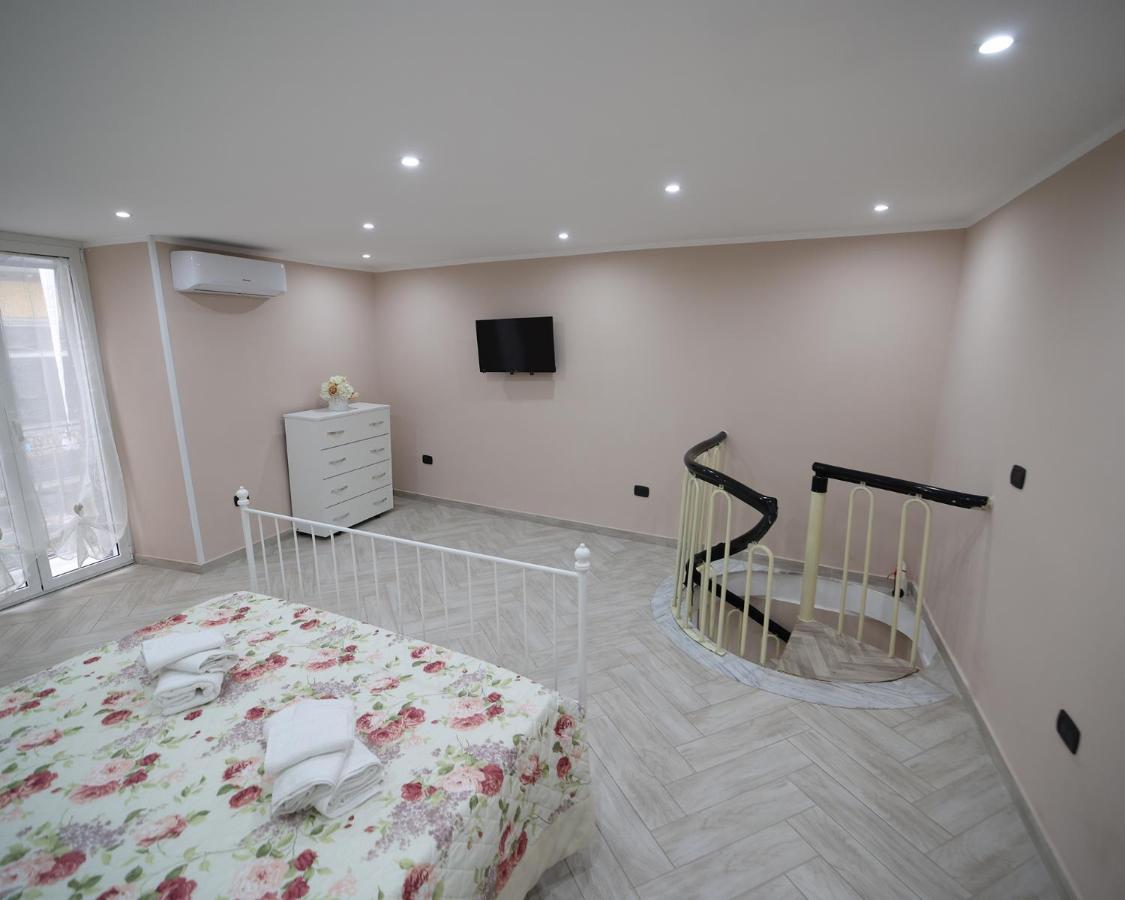 La Dimora Di Vittoria Apartment Napoli Exterior foto
